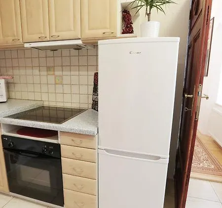 Court Garden Apartment