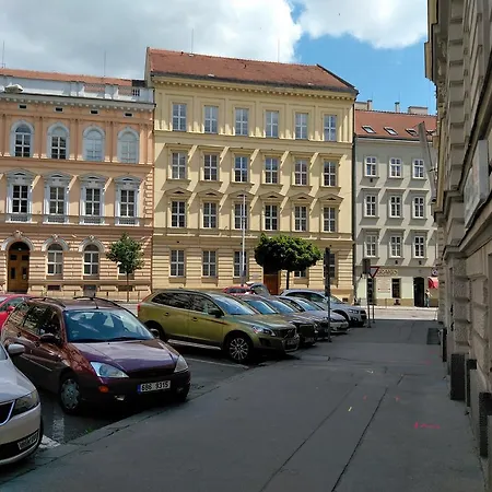 Court Garden Apartment