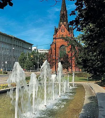 Apartment Court Garden