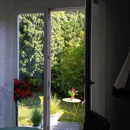 Apartment Court Garden *